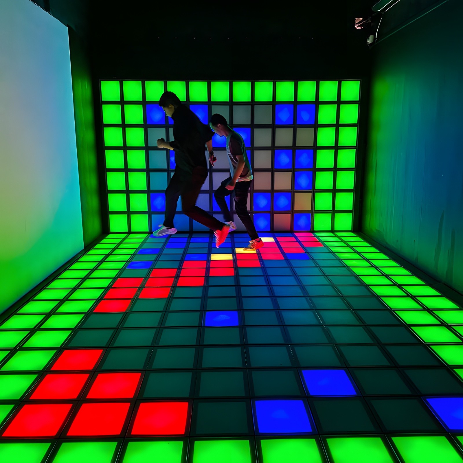Factory Price Super Grid Game 30cm Active Gaming Light Interactive Led Dance Floor