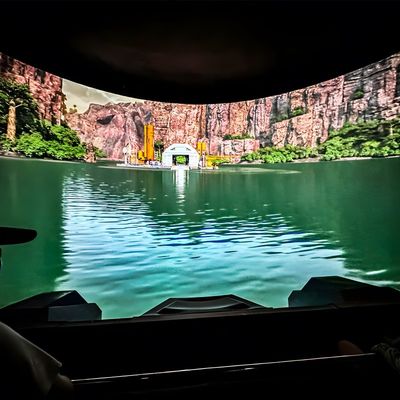 Good price Indoor Immersive Track Cinema Curved Naked Eye 3d Projection Screen online