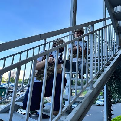 Good price Professional Wireless Laser Tag Equipment with Vibration Vest and 24 Months Warranty for Multiplayer Game Set online