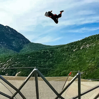Good price Entertainment Vertical Wind Tunnel for Indoor and Outdoor Skydiving with Max Capacity 100-500kg for Multiple People online