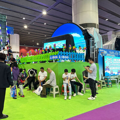 Quality 360 Spherical Dome Cinema with 5.4m Storey Height for More than 10 Passengers and Alloy, Metal, Fiberglass Construction factory