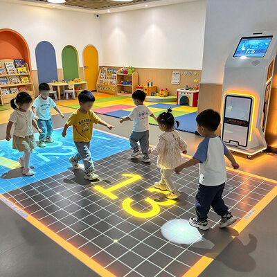 Quality Educational Mobile Interactive Floor Projector 4100 Lumens All-in-One Floor Projection Game Machine for Schools factory
